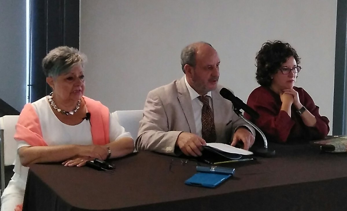 Pilar Rodríguez, Miguel Ángel Vázquez y Teresa Martínez